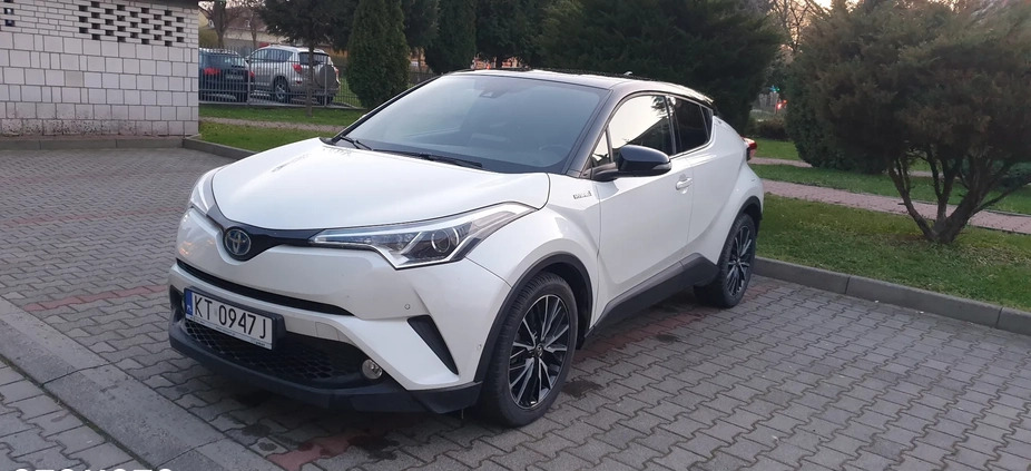 Toyota C-HR cena 81000 przebieg: 72000, rok produkcji 2017 z Tarnów małe 16